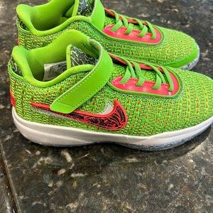 Lebron basketball sneakers boy